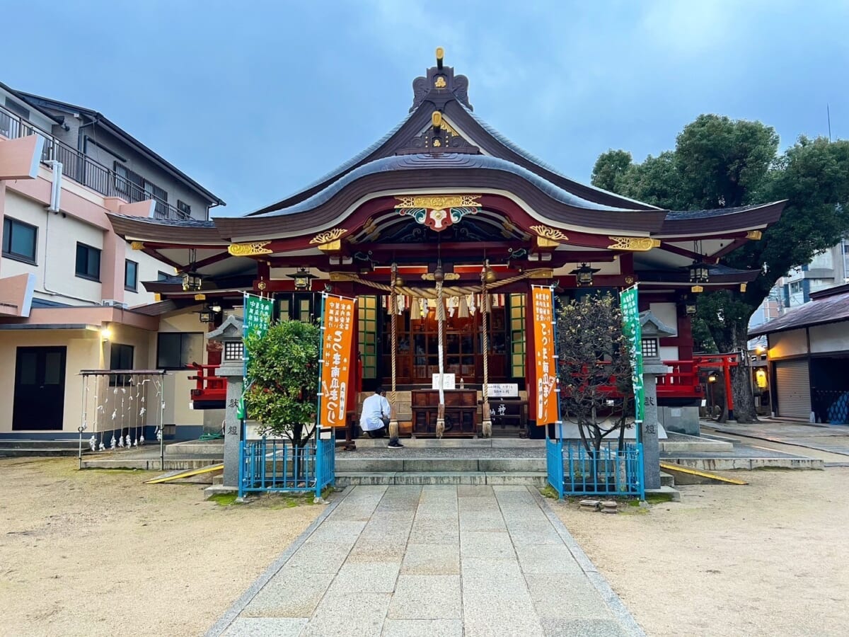 生根神社